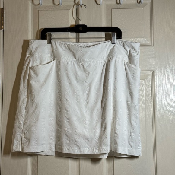 Lady Hagen Dresses & Skirts - Lady Hagen White Pleated A-line Mini Skirt Size XXL